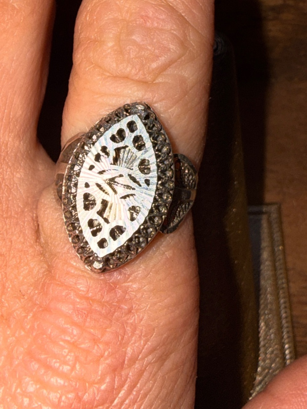 Vintage Filagree 925 Sterling Silver ring size 8